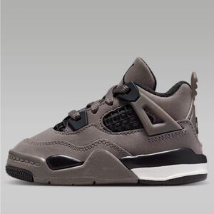 Jordan 4 Retro "Cave Stone" sneakers.
